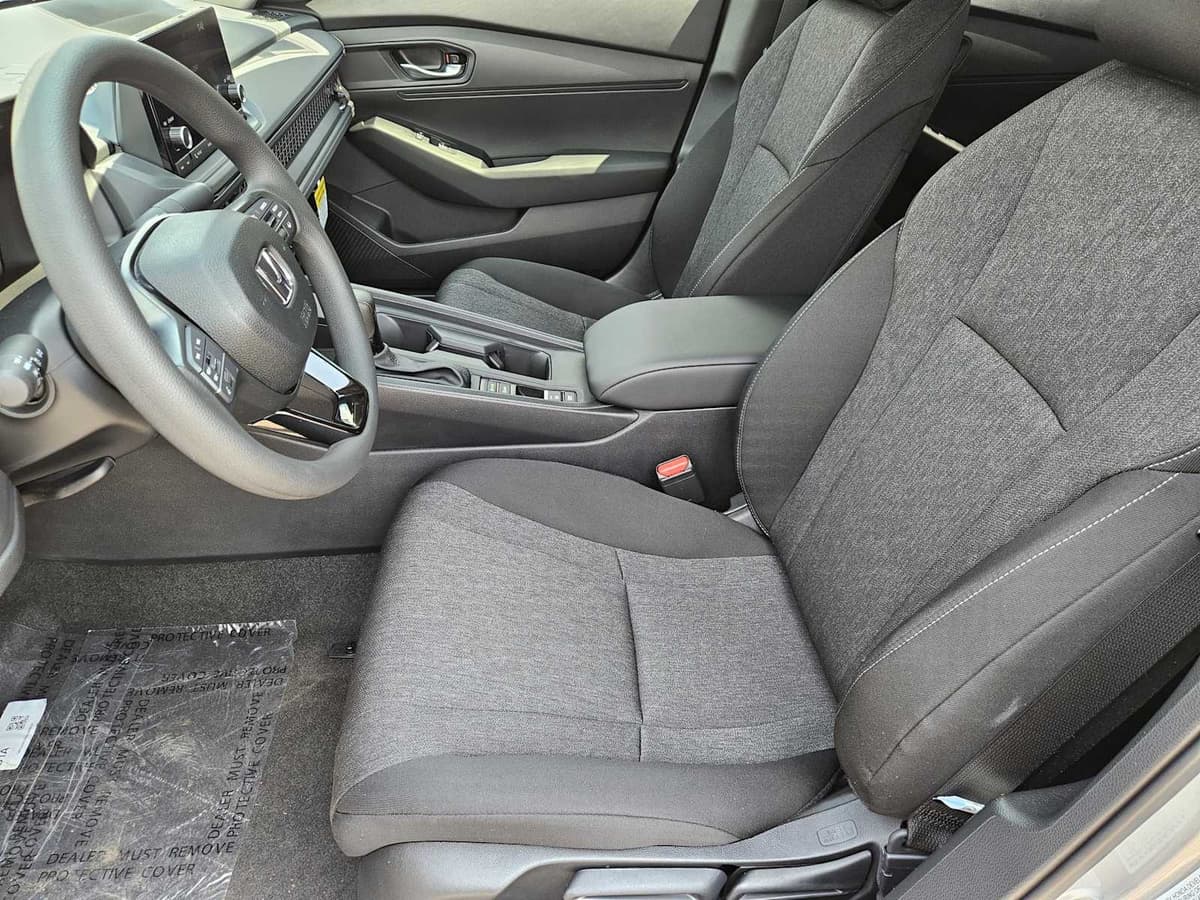 2025 Honda Accord - Image 10