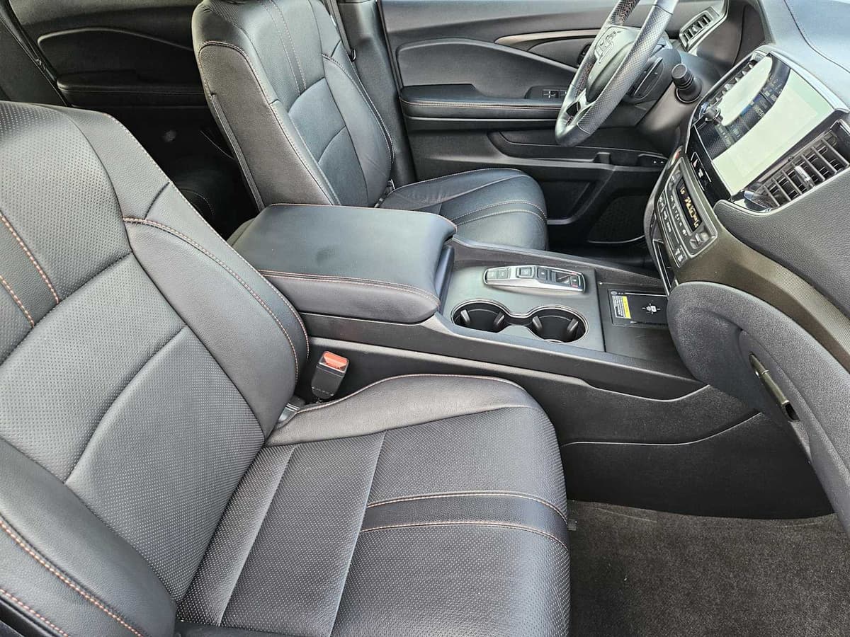 2024 Honda Passport - Image 14