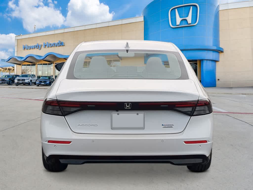 2026 Honda Accord Hybrid - Image 4