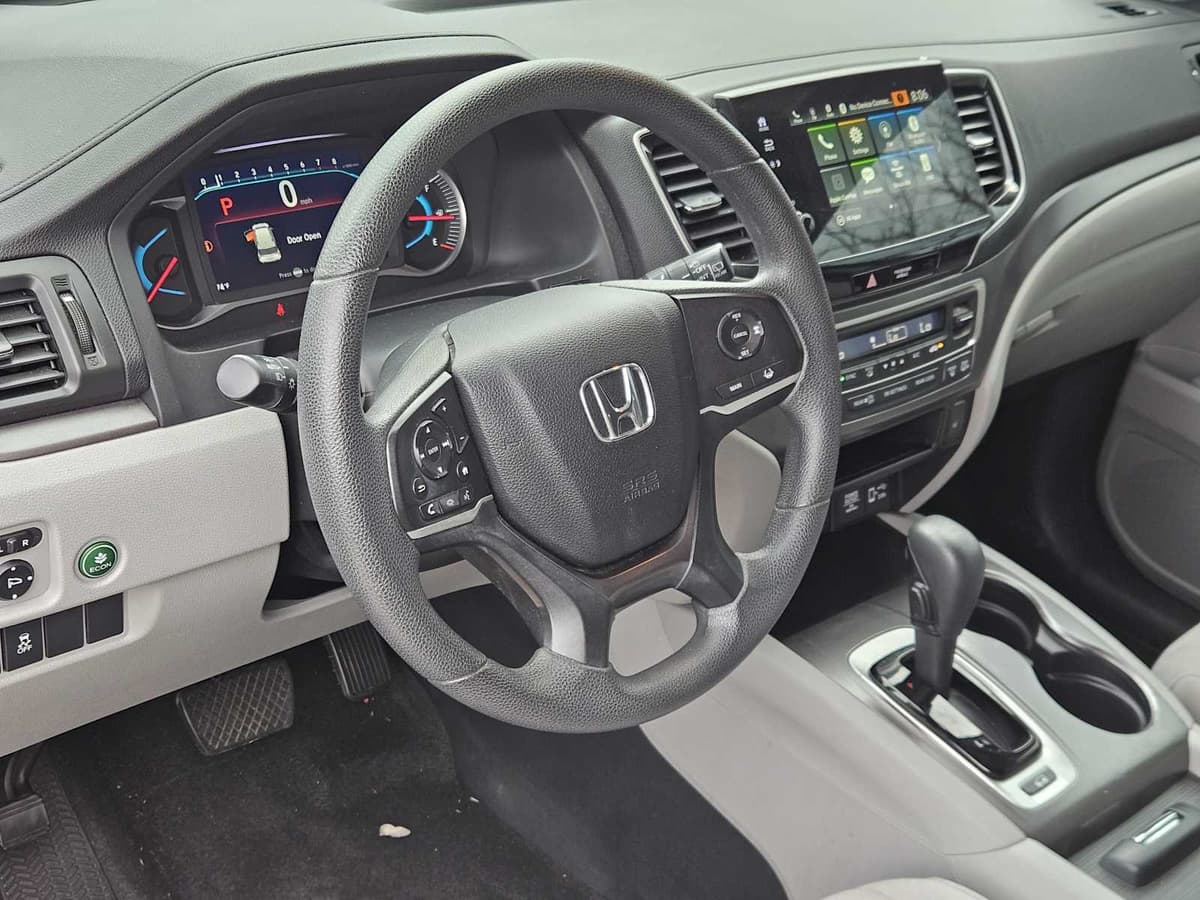 2020 Honda Pilot - Image 2