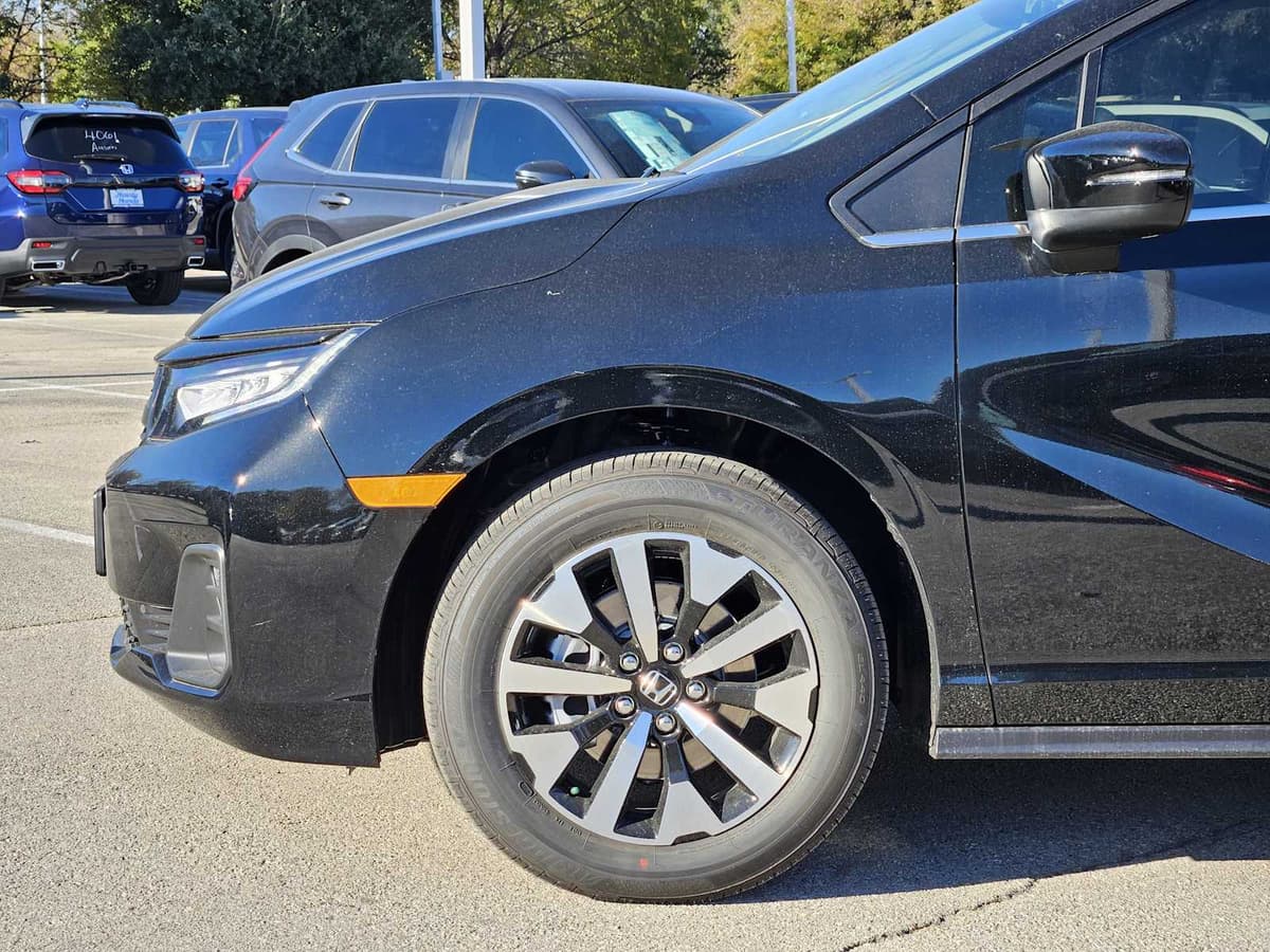 2026 Honda Odyssey - Image 7