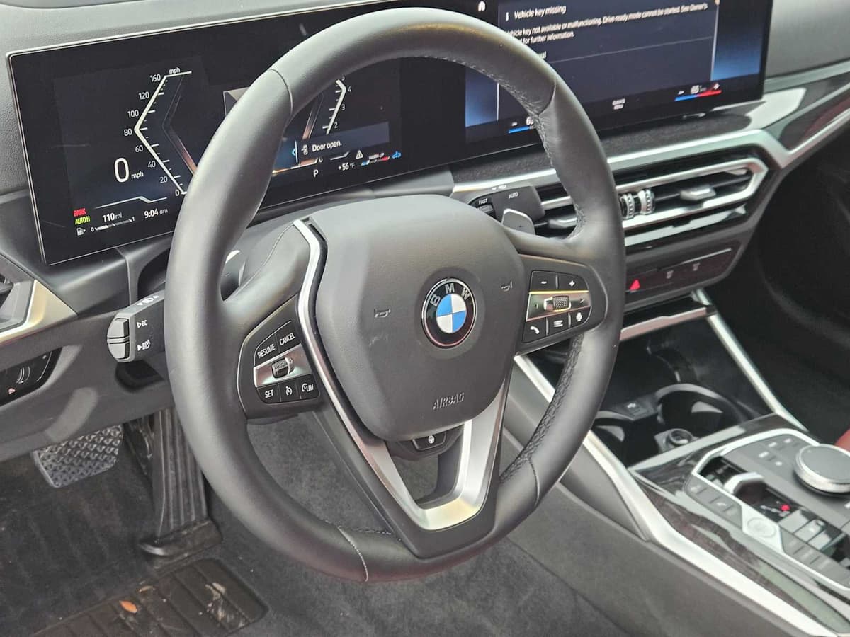 2023 BMW 330i - Image 2
