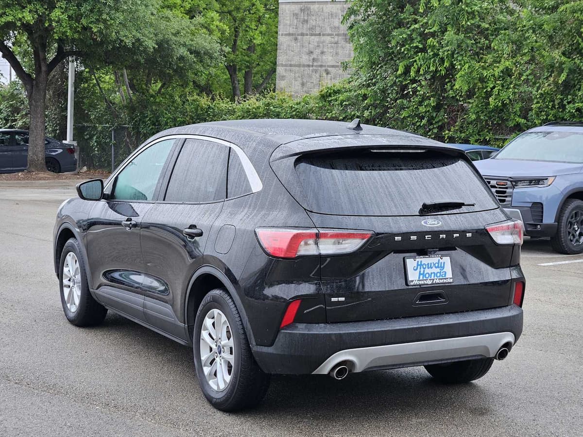 2022 Ford Escape - Image 5