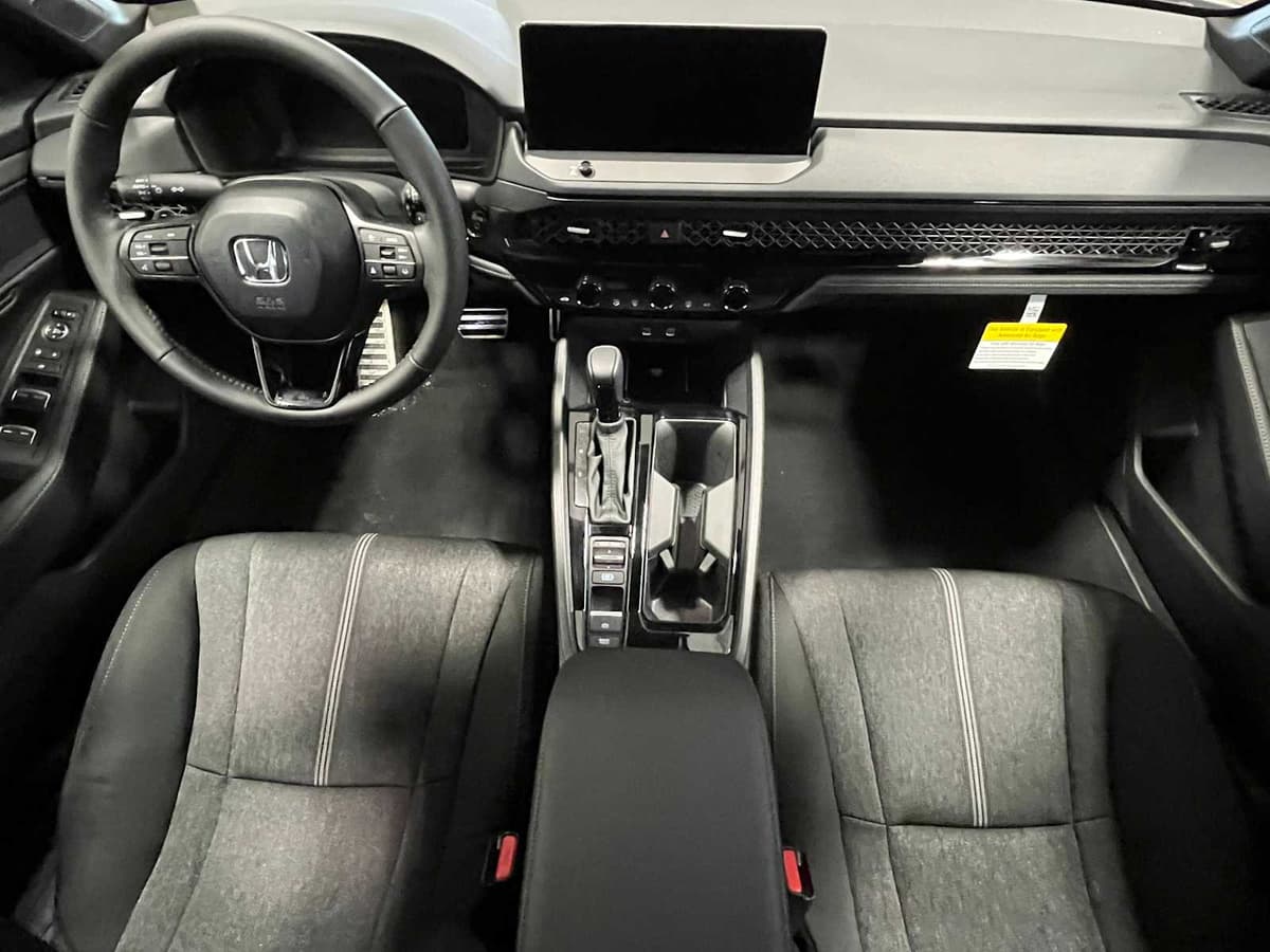 2026 Honda Accord Hybrid - Image 16