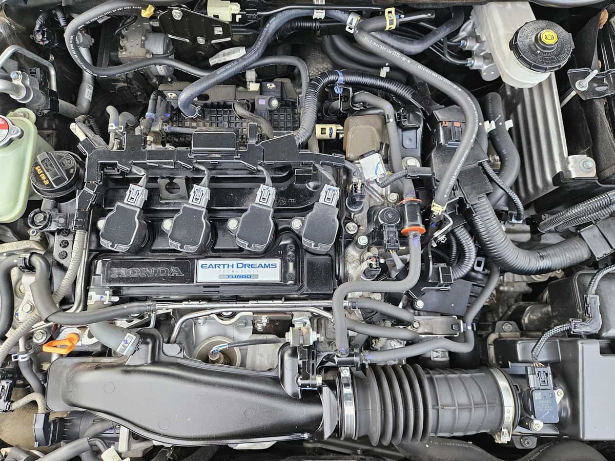 2019 Honda Civic Hatchback - Image 30