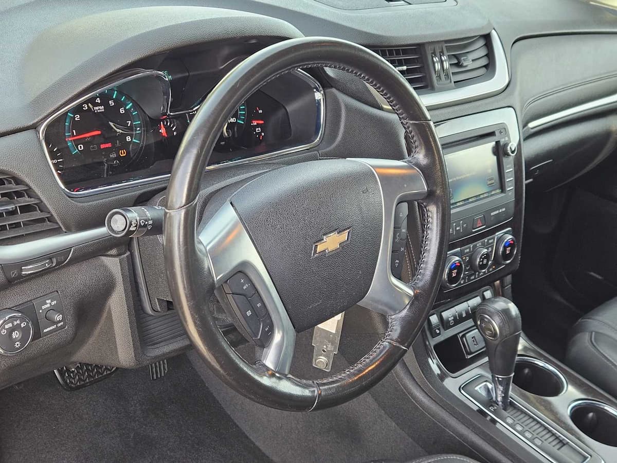2017 Chevrolet Traverse - Image 2