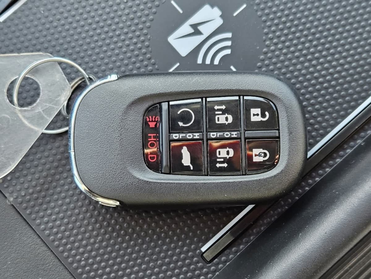 2026 Honda Odyssey - Image 26