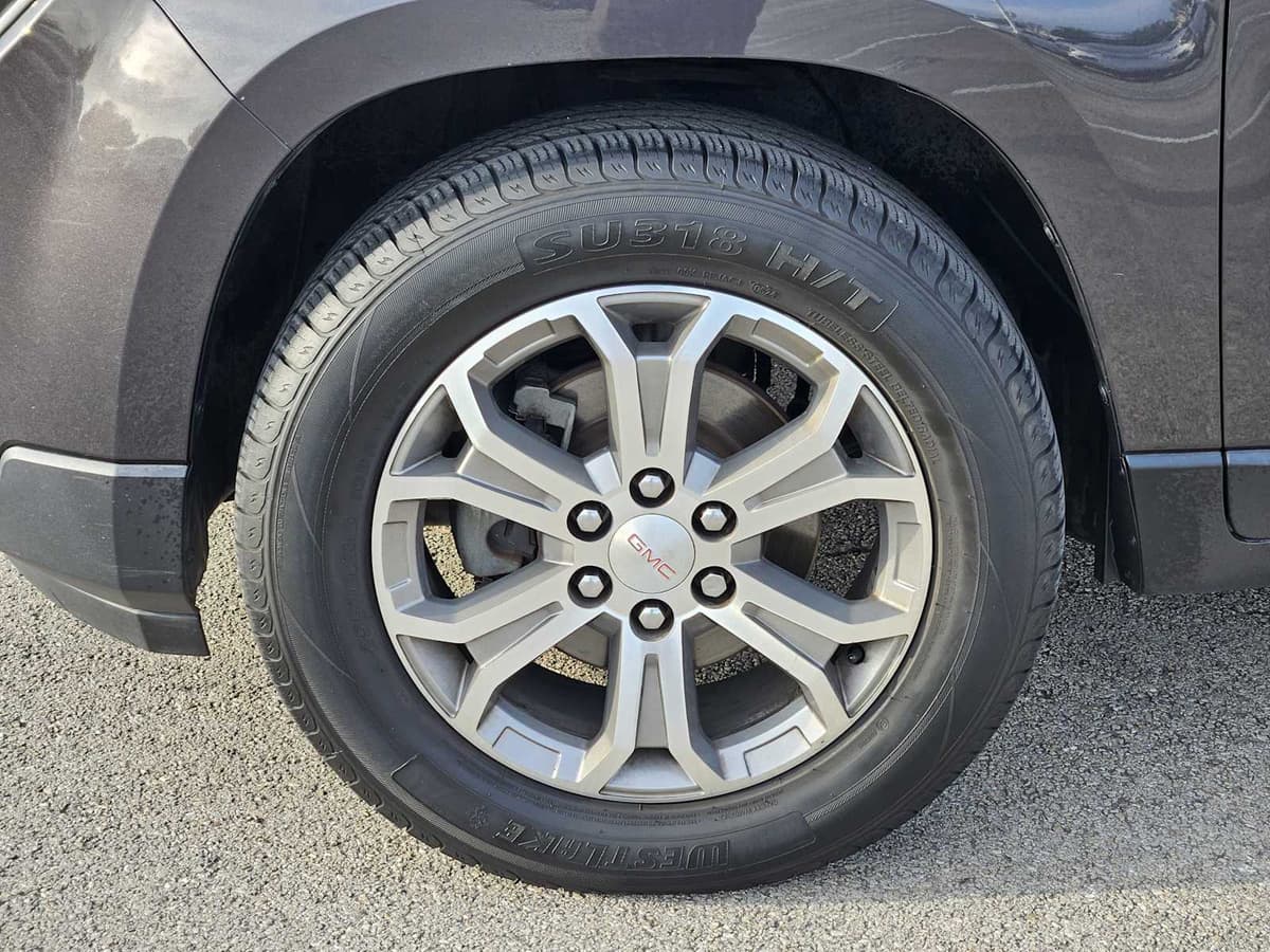 2015 GMC Acadia - Image 8