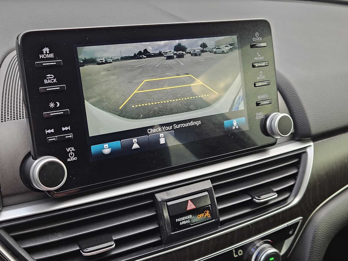 2020 Honda Accord Sedan - Image 16