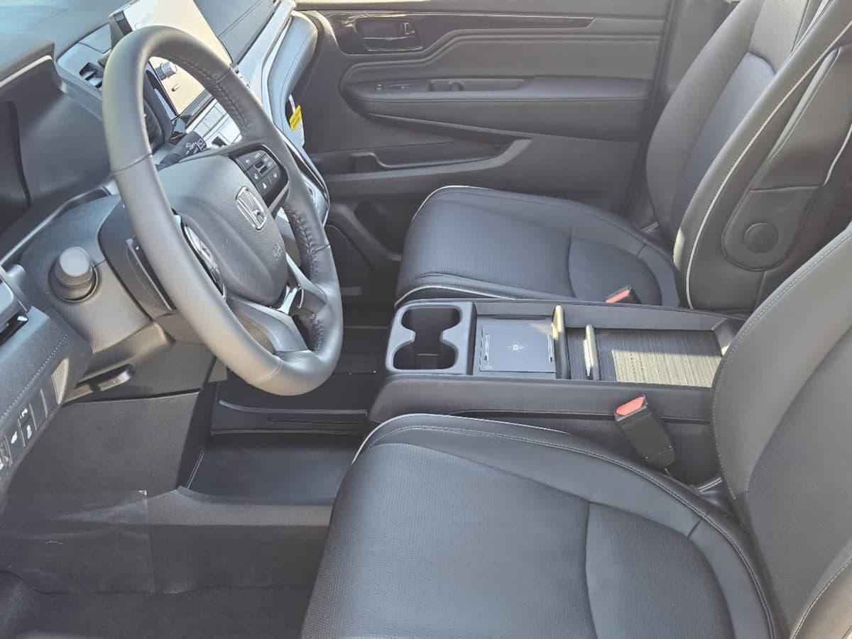 2026 Honda Odyssey - Image 11