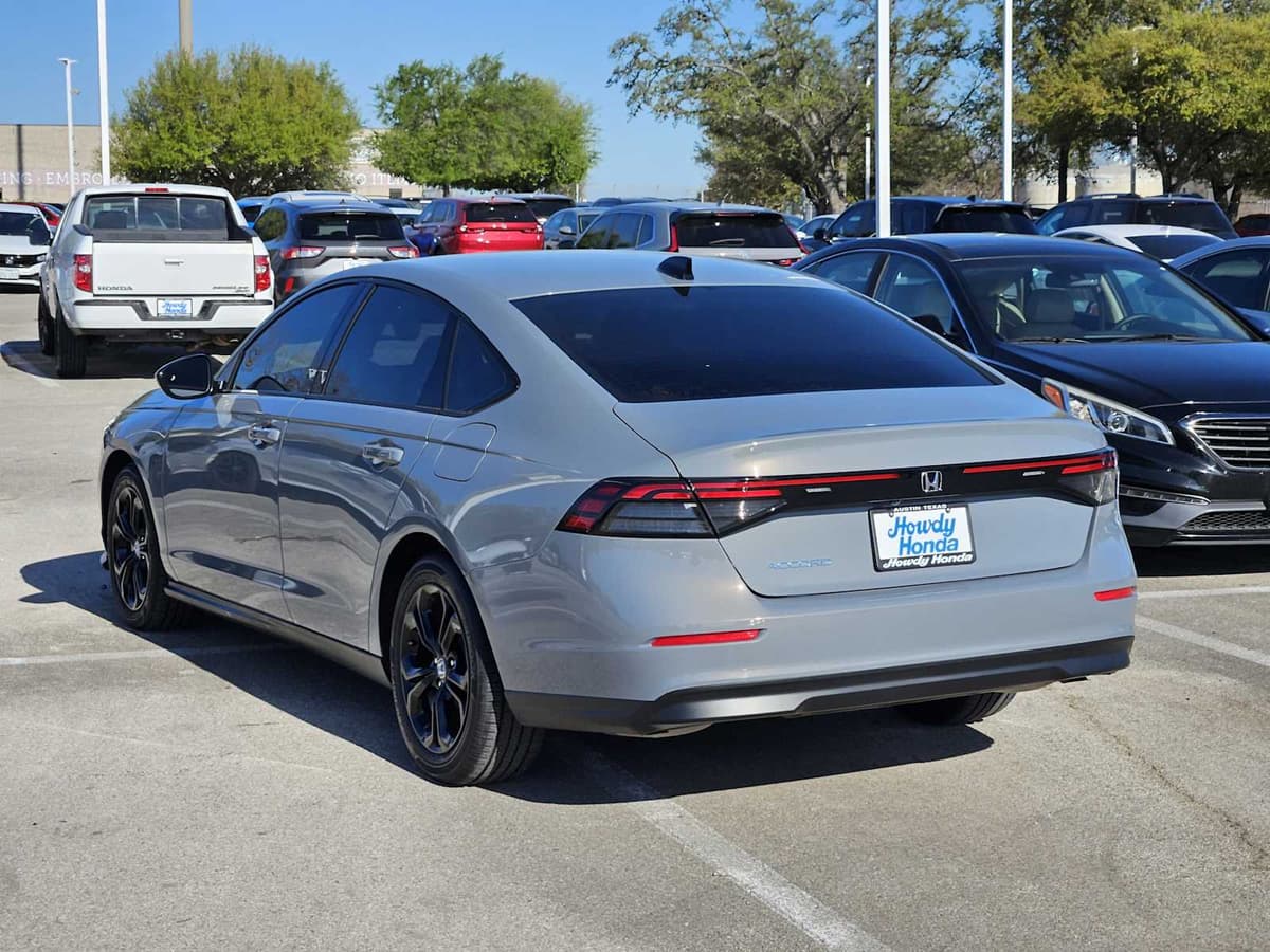 2025 Honda Accord - Image 5
