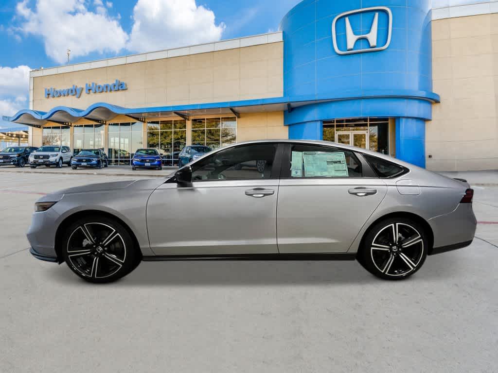 2026 Honda Accord Hybrid - Image 2