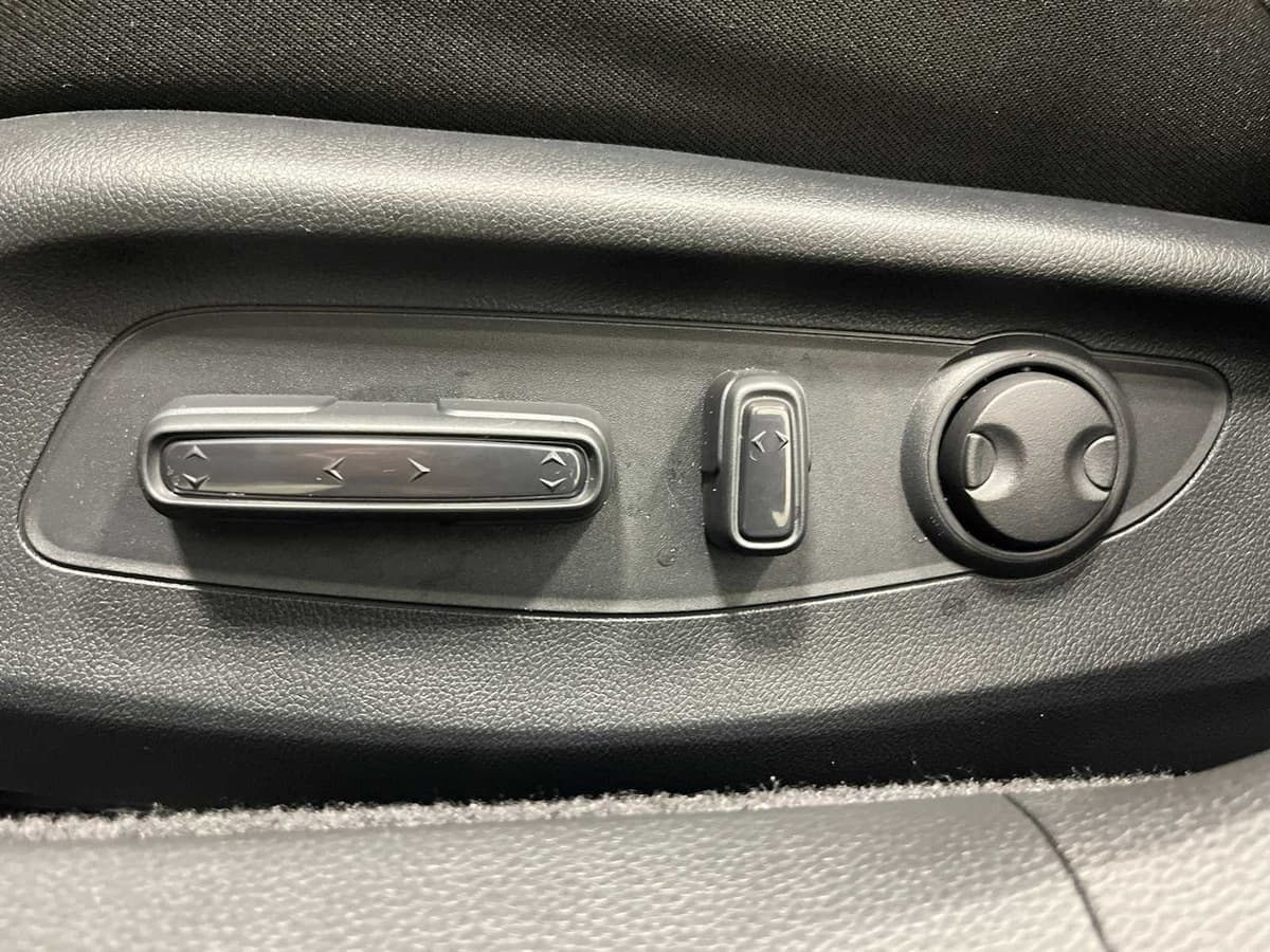 2026 Honda Accord Hybrid - Image 15