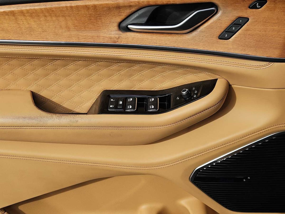 2022 Jeep Grand Cherokee L - Image 22