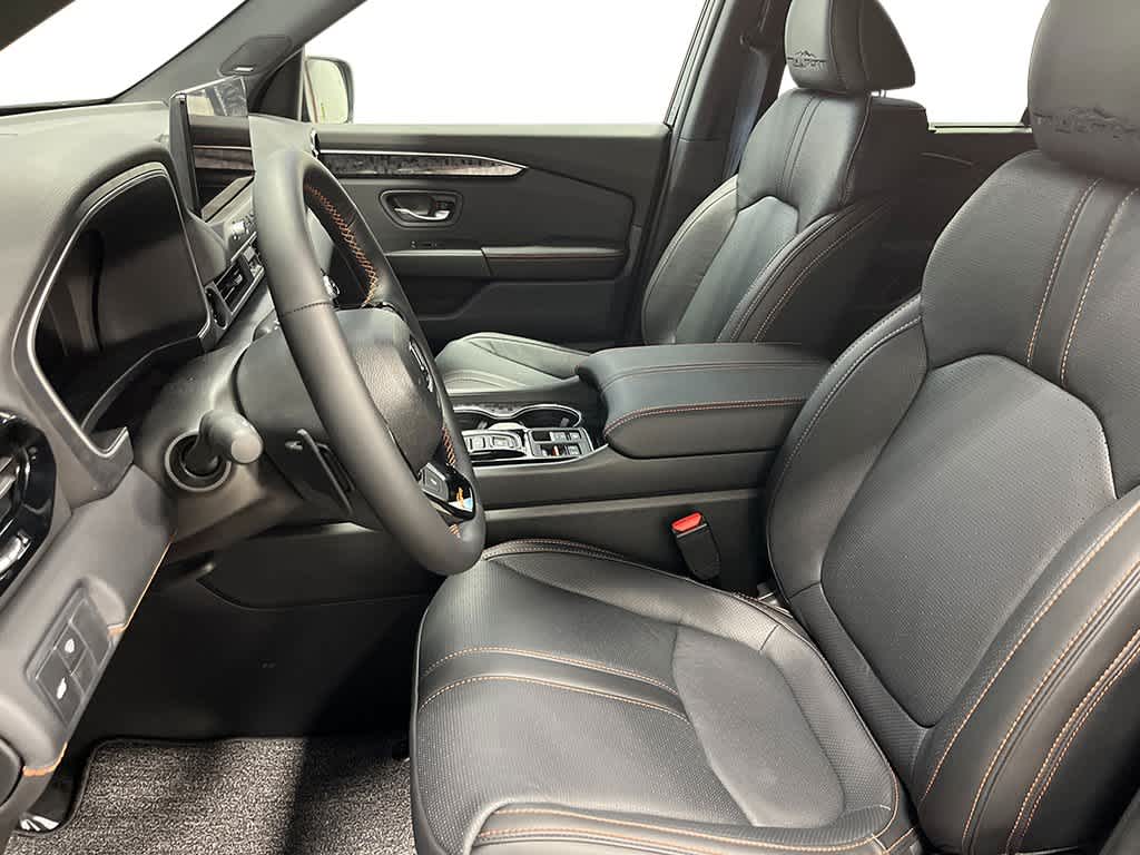 2026 Honda Passport - Image 12