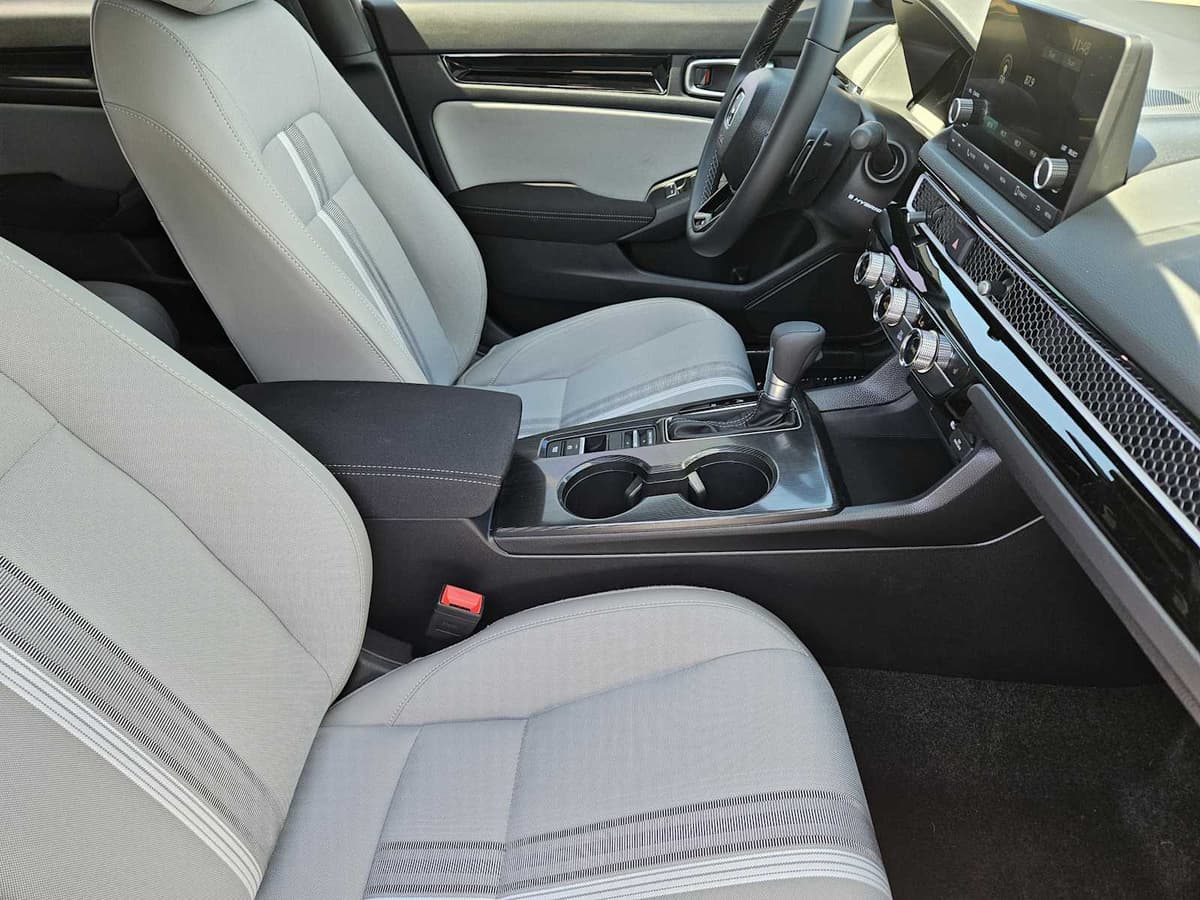 2026 Honda Civic Hybrid - Image 11