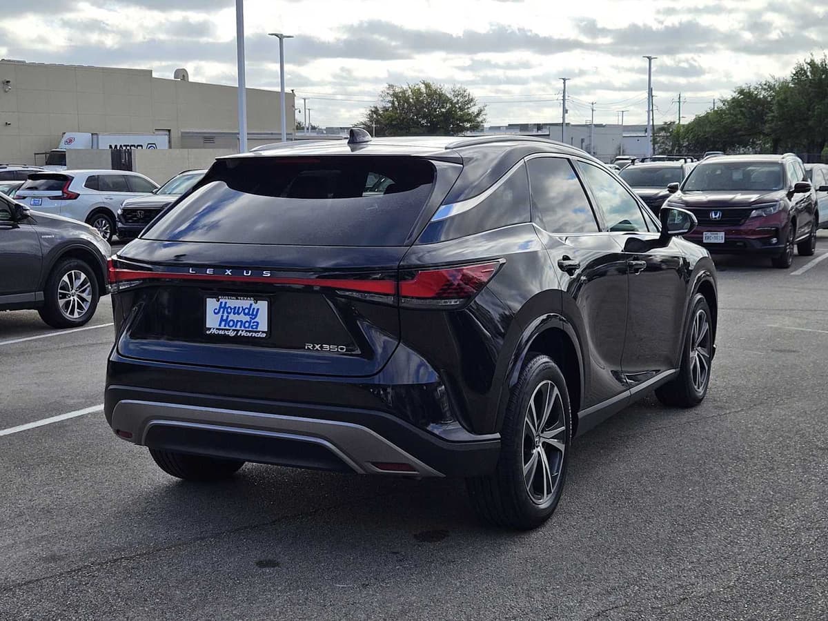 2023 LEXUS RX - Image 6