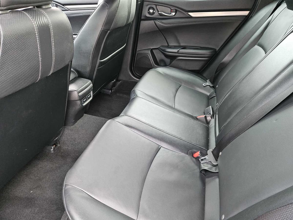 2019 Honda Civic Hatchback - Image 29