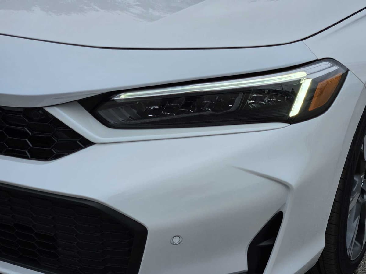 2026 Honda Civic Hybrid - Image 6