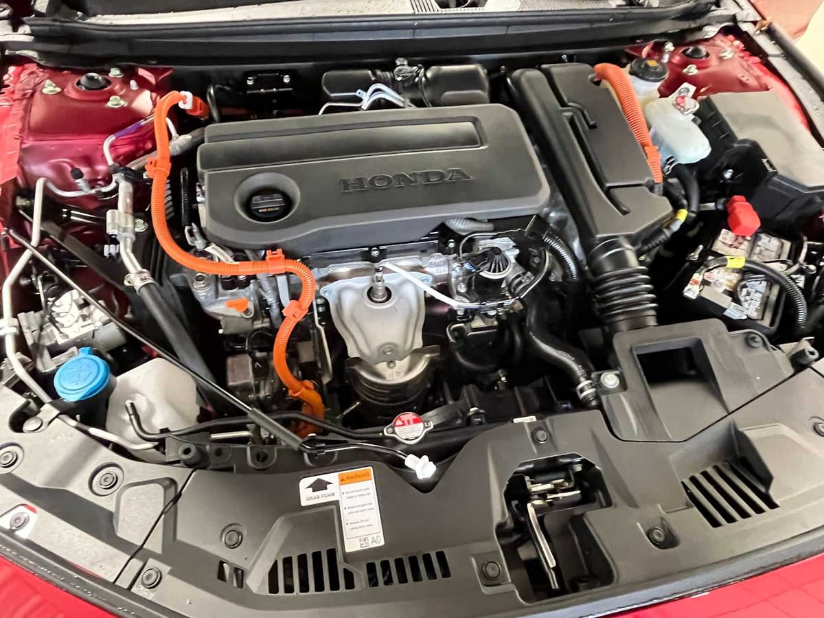 2026 Honda Accord Hybrid - Image 12