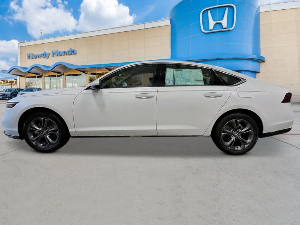 2026 Honda Accord Hybrid - Image 2