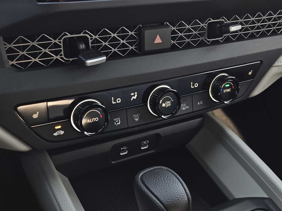 2025 Honda Accord - Image 18