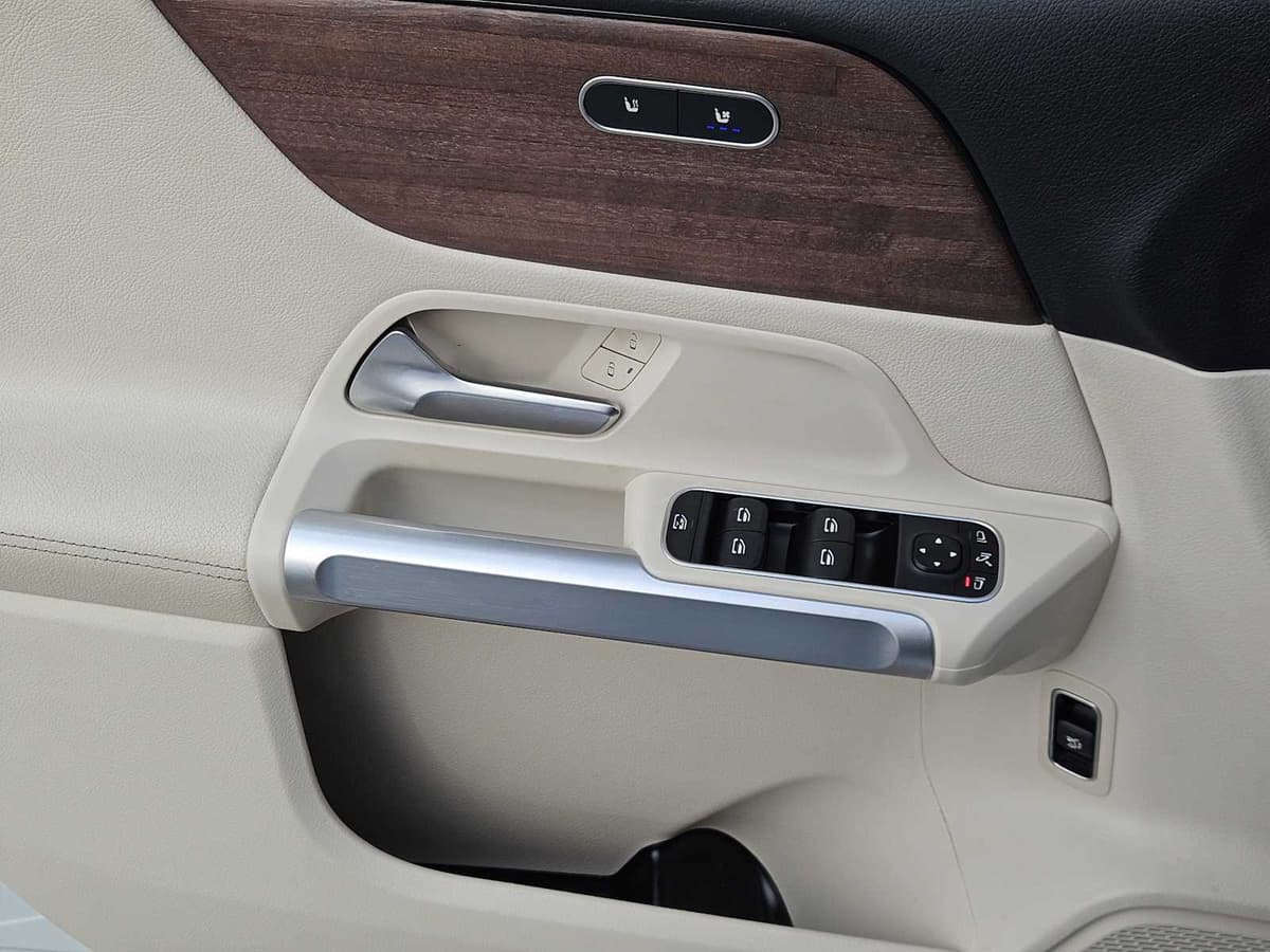 2022 Mercedes-Benz GLB 250 - Image 22