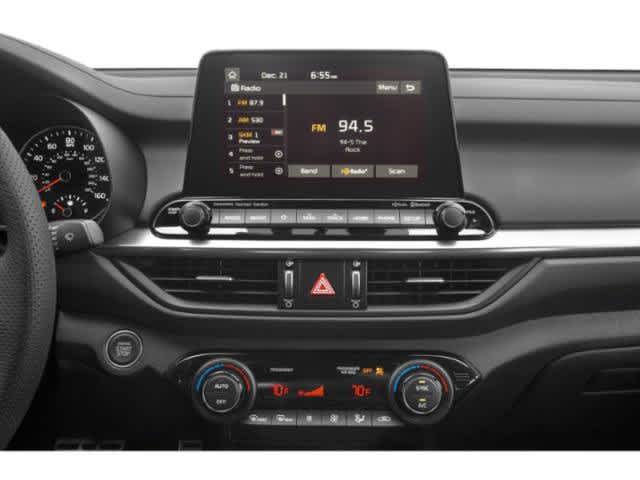 2021 Kia Forte - Image 13