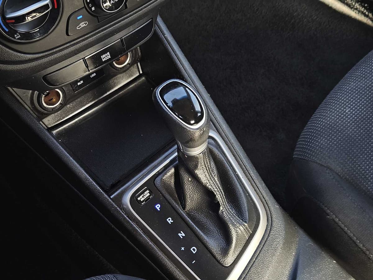 2021 Hyundai Accent - Image 18