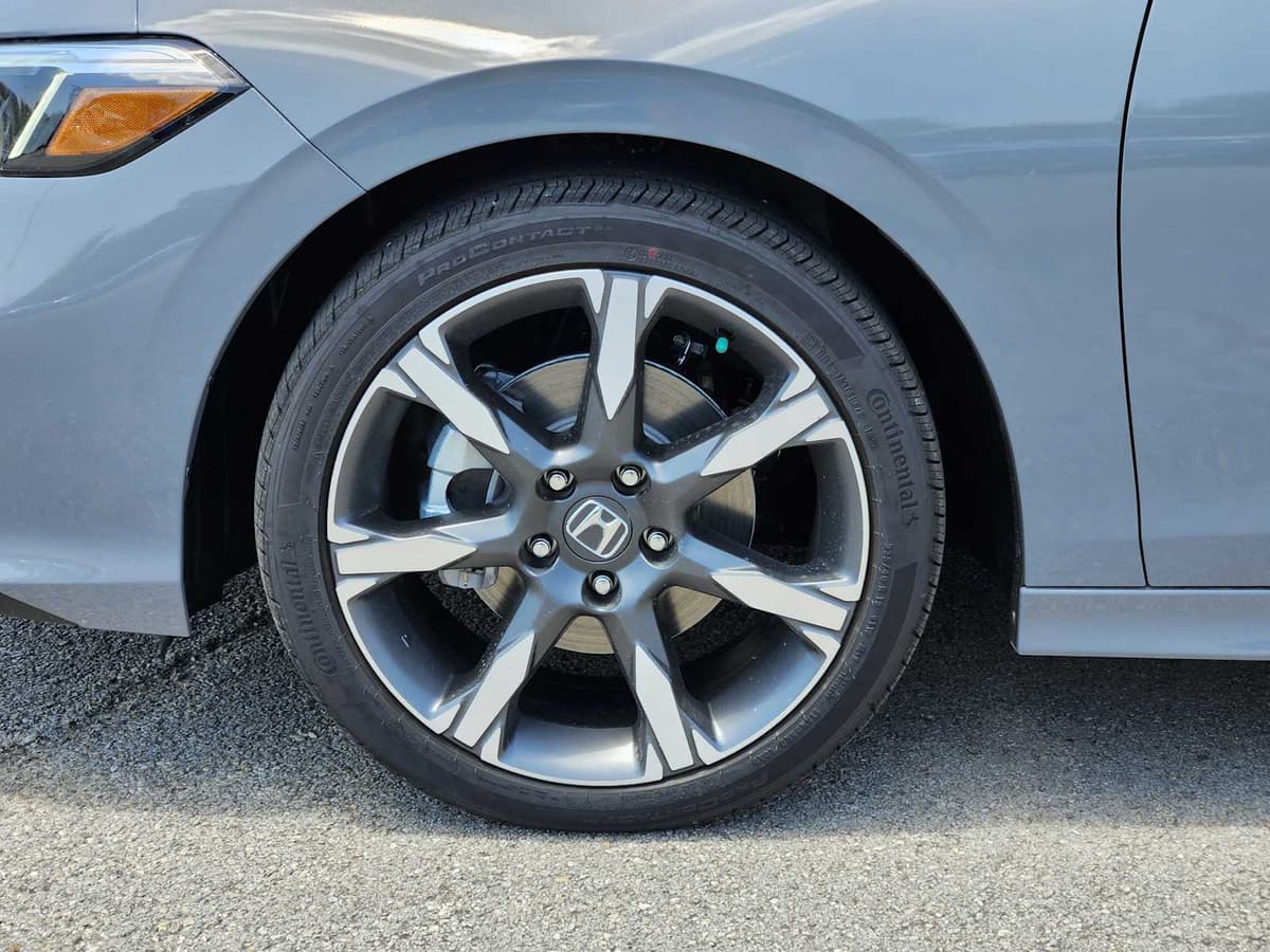 2026 Honda Civic Hybrid - Image 9