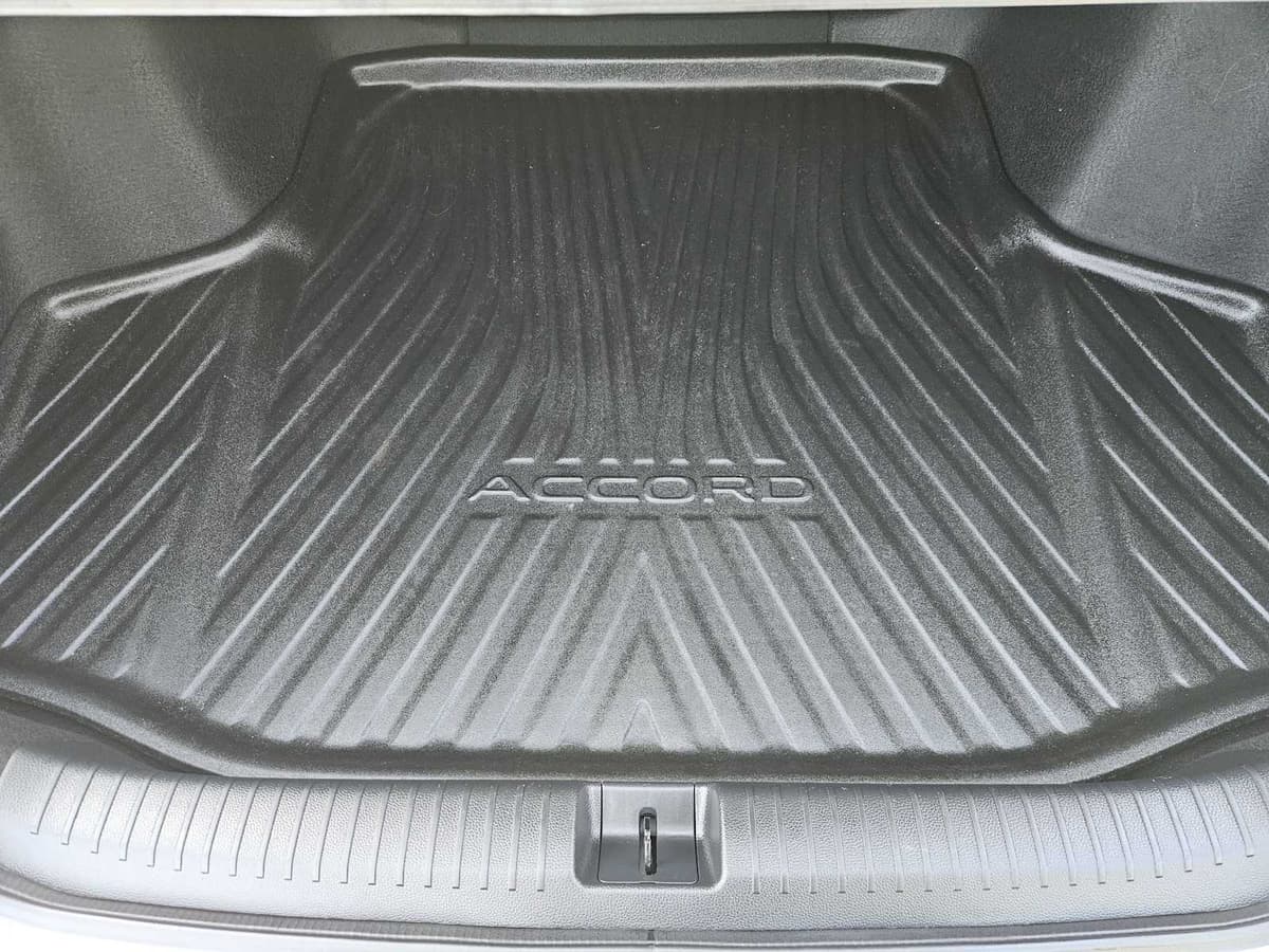 2023 Honda Accord - Image 29