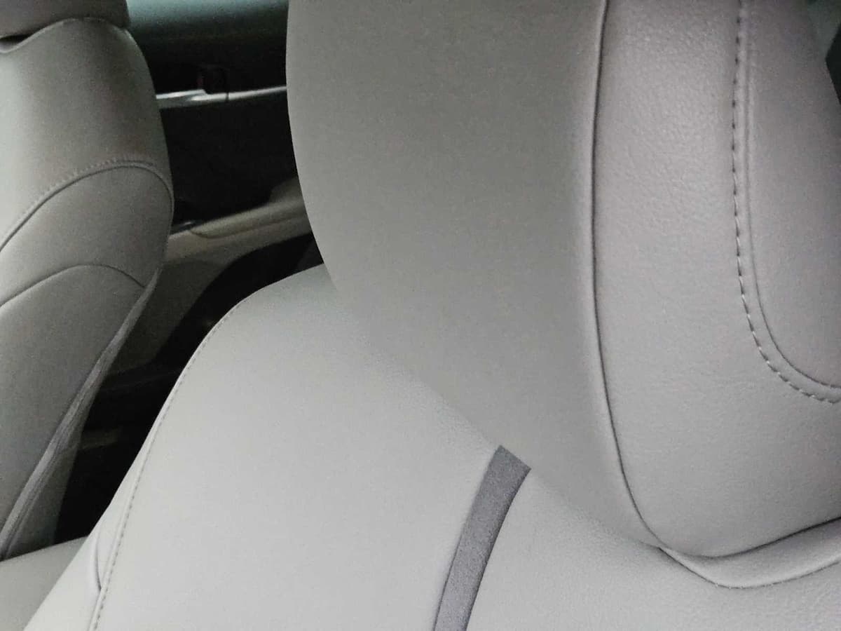 2019 Toyota Camry - Image 15