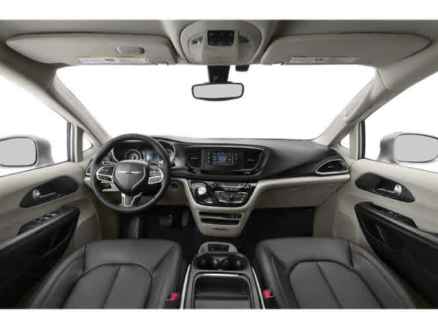 2018 Chrysler Pacifica - Image 9