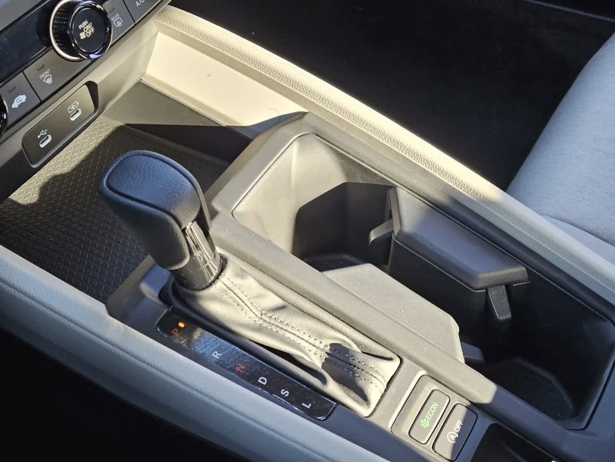 2025 Honda Accord - Image 17