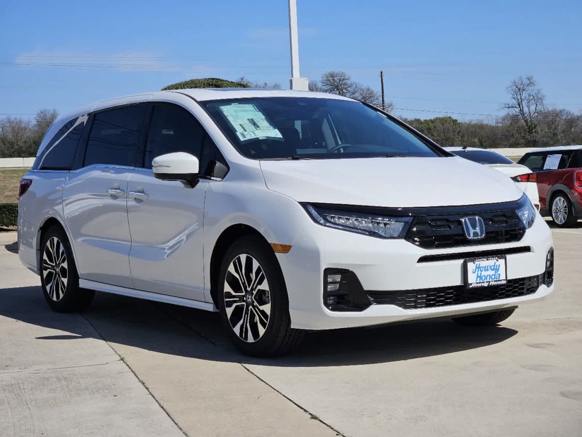 2026 Honda Odyssey - Image 3