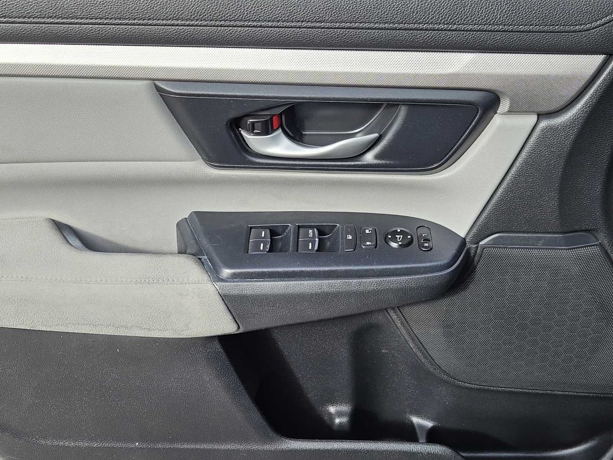 2020 Honda CR-V - Image 20