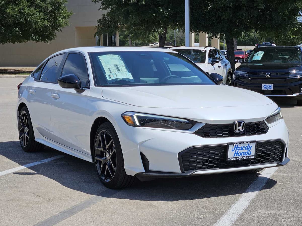 2026 Honda Civic Hybrid - Image 3