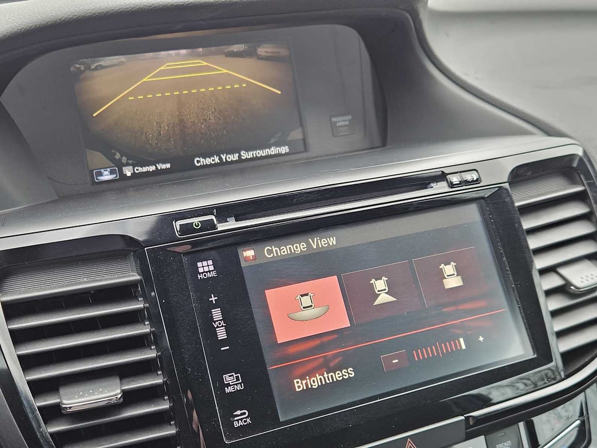 2016 Honda Accord Coupe - Image 18