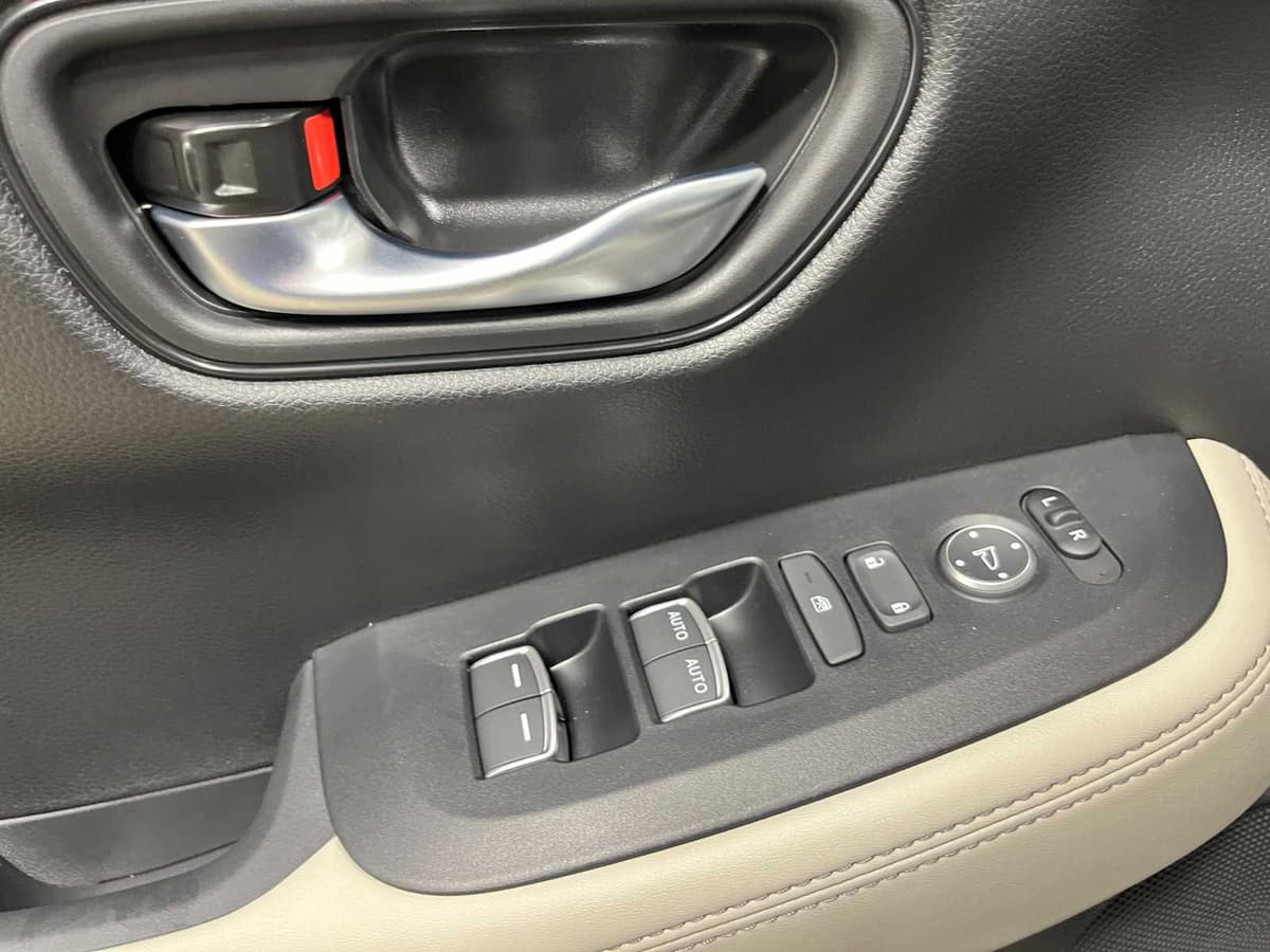 2027 Honda HR-V - Image 12