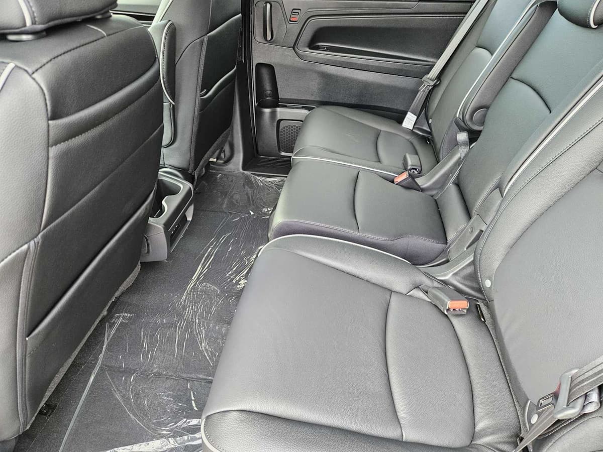 2026 Honda Odyssey - Image 24