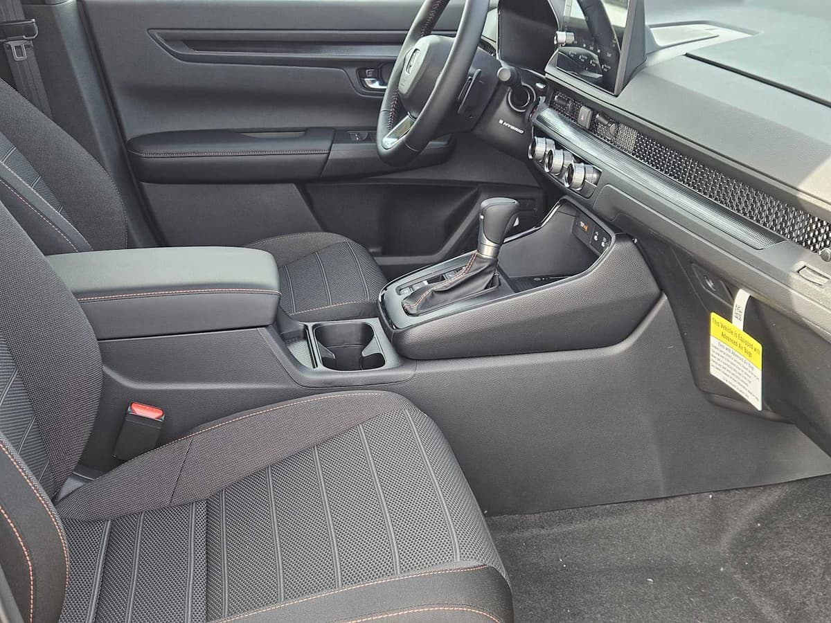 2026 Honda CR-V Hybrid - Image 12