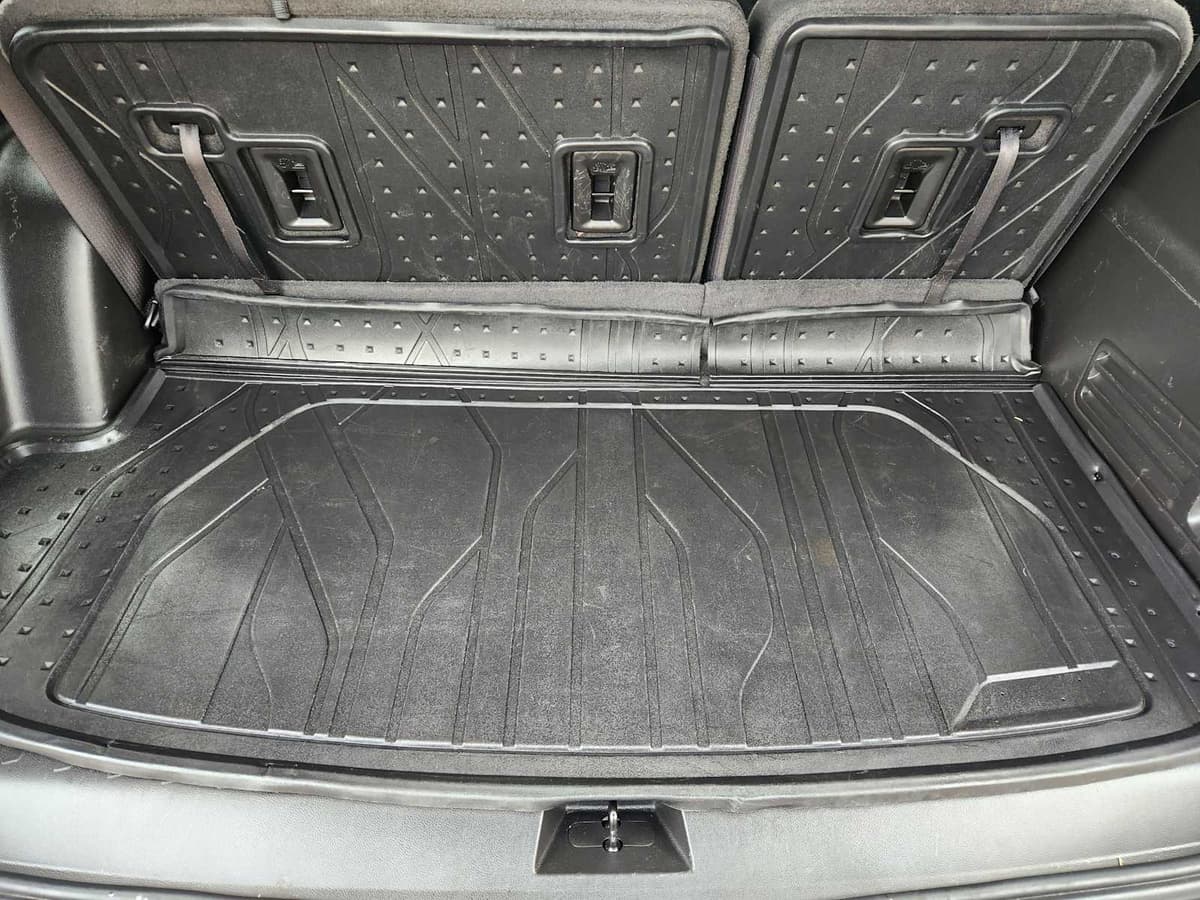 2021 Chevrolet Traverse - Image 33