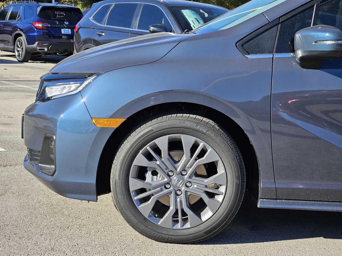 2026 Honda Odyssey - Image 7
