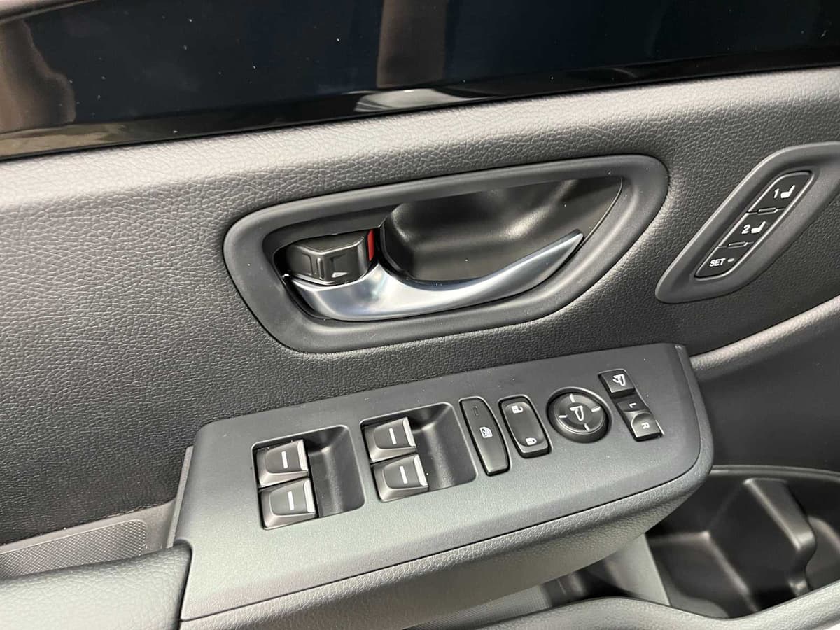 2026 Honda Pilot - Image 13