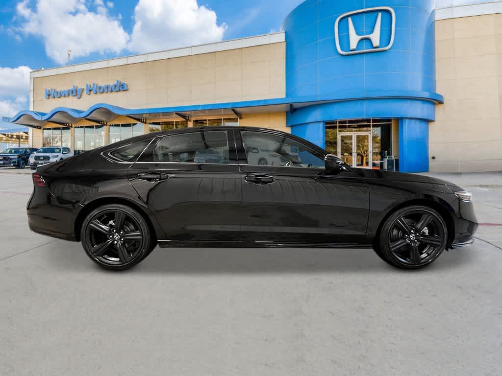 2026 Honda Accord Hybrid - Image 8