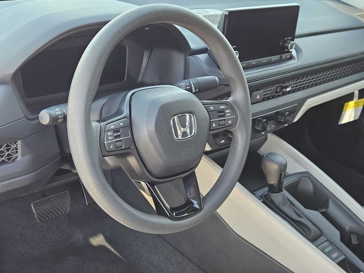 2025 Honda Accord - Image 2