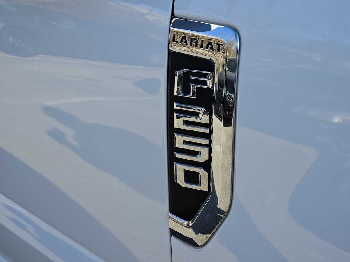 2021 Ford Super Duty F-250 Pickup - Image 11