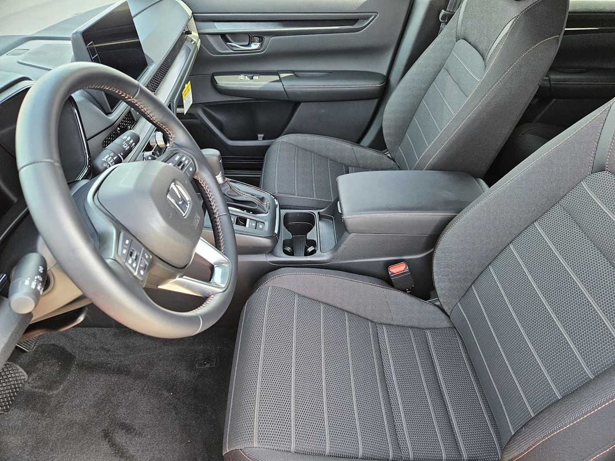 2026 Honda CR-V Hybrid - Image 13