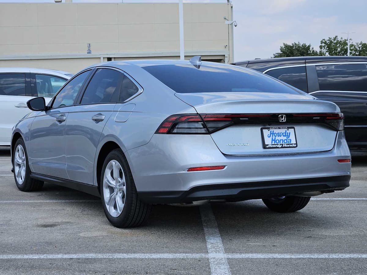 2025 Honda Accord - Image 5