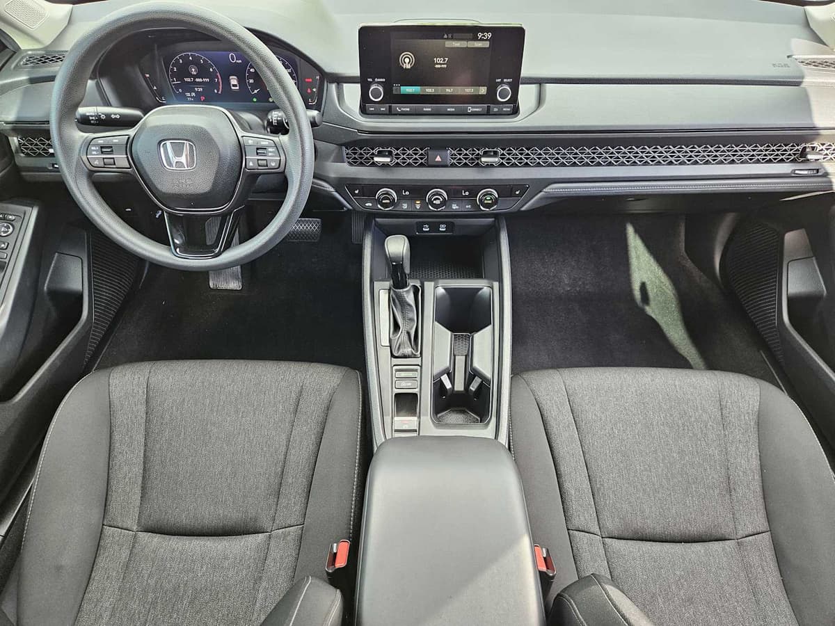 2024 Honda Accord - Image 23